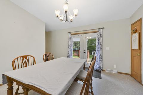 5002 Roberts Rd, Mchenry, IL 60051 photo 7