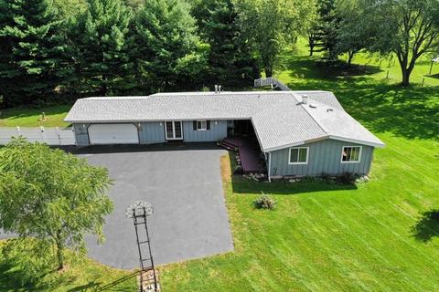 1415 Paddock Rd, Spring Grove, IL 60081 photo 2