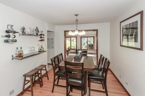 1055 Martingale Dr, Bartlett, IL 60103 photo 6