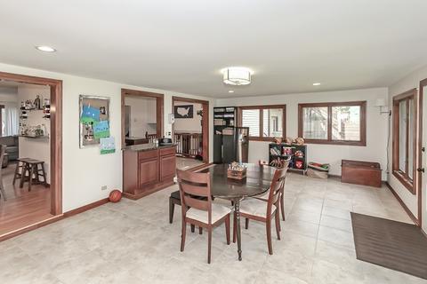 1055 Martingale Dr, Bartlett, IL 60103 photo 11