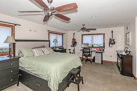 1055 Martingale Dr, Bartlett, IL 60103 photo 13