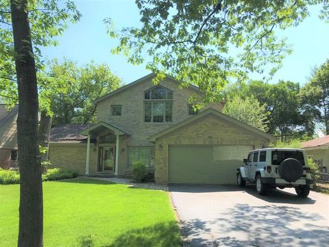 841 Harms Rd, Glenview, IL 60025 photo 1
