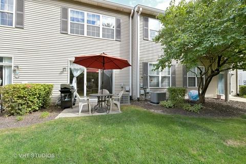 2452 Oneida Ln, Naperville, IL 60563 photo 14