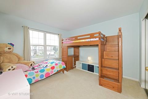 2452 Oneida Ln, Naperville, IL 60563 photo 8
