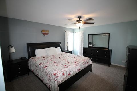 3629 Hyde Park Ct, Elgin, IL 60124 photo 11