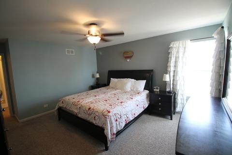3629 Hyde Park Ct, Elgin, IL 60124 photo 10