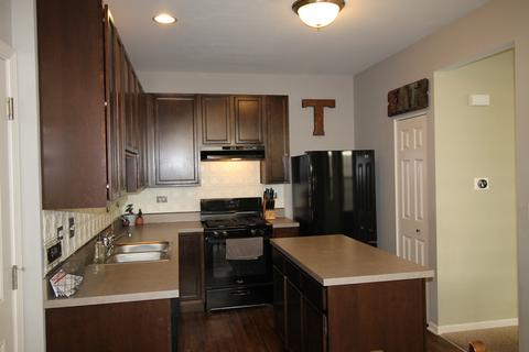 3629 Hyde Park Ct, Elgin, IL 60124 photo 6