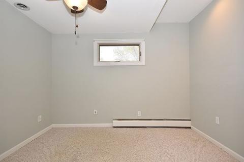 40 N Alfred Ave, Elgin, IL 60123 photo 5