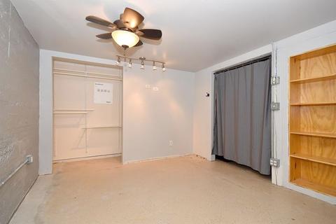 40 N Alfred Ave, Elgin, IL 60123 photo 13