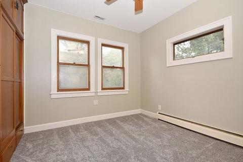 40 N Alfred Ave, Elgin, IL 60123 photo 7