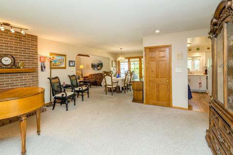 315 Cherry Ln, Glenview, IL 60025 photo 9