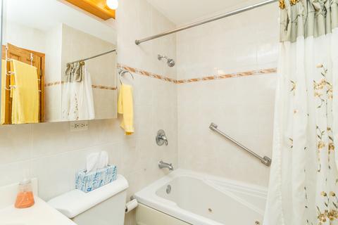 315 Cherry Ln, Glenview, IL 60025 photo 27