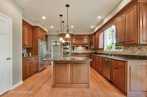 1121 Foothill Dr, Wheaton, IL 60189 photo 7