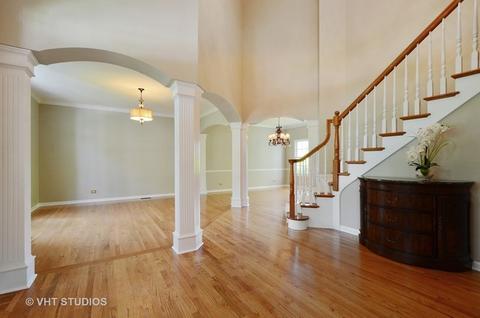 1121 Foothill Dr, Wheaton, IL 60189 photo 4