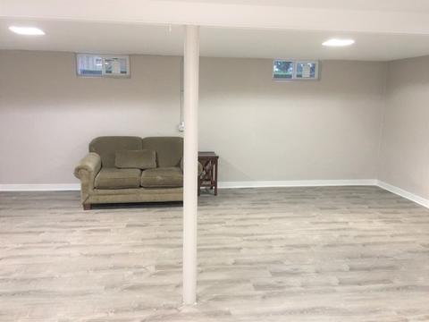 695 Oakland Ave, Elgin, IL 60120 photo 12
