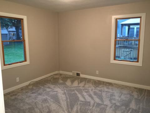 695 Oakland Ave, Elgin, IL 60120 photo 8