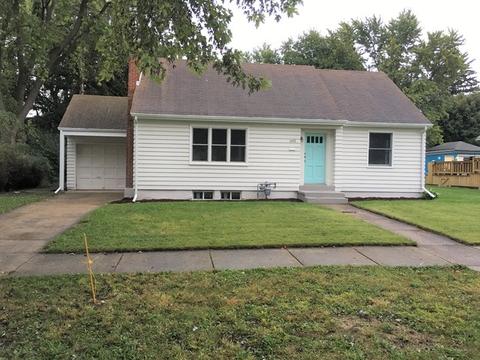 695 Oakland Ave, Elgin, IL 60120 photo 1