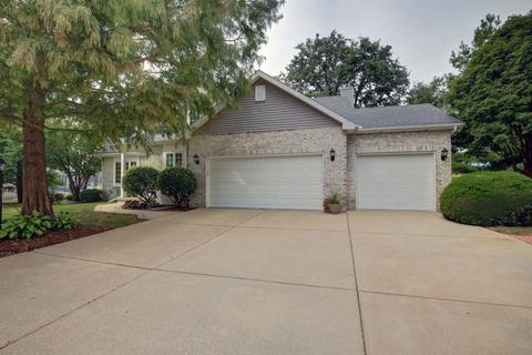 2409 Wendover Pl, Champaign, IL 61822 photo 4