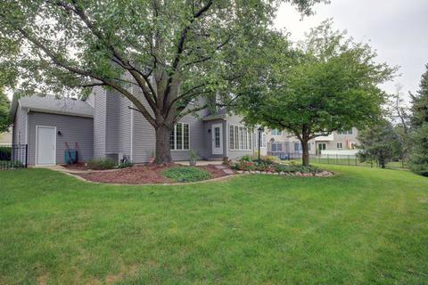 2409 Wendover Pl, Champaign, IL 61822 photo 6