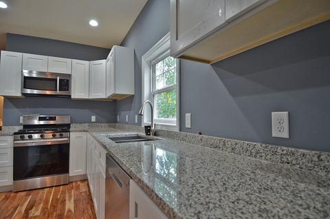 406 State St, Ottawa, IL 61350 photo 4