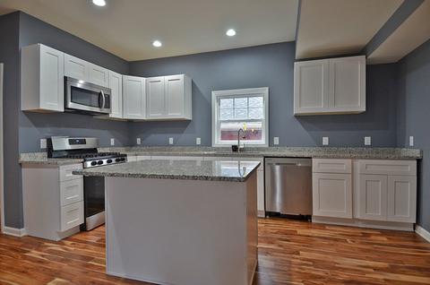 406 State St, Ottawa, IL 61350 photo 2
