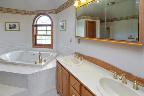 4965 S Old Mazon Rd, Mazon, IL 60444 photo 21