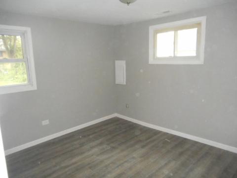 3815 Morgan St, Steger, IL 60475 photo 8