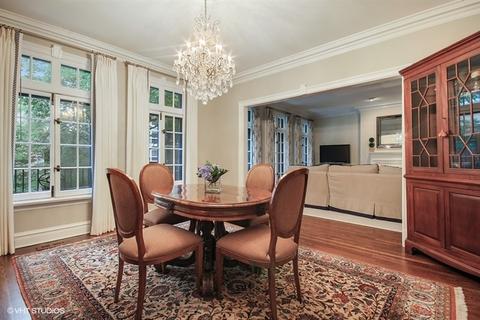 21 Elm St #2D, Chicago, IL 60611 photo 10