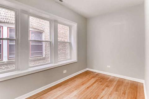8522 S Bennett Ave, Chicago, IL 60617 photo 10