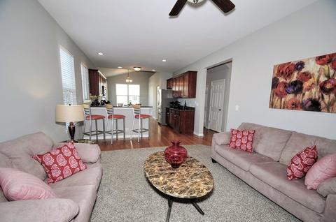 1709 Pin Oak Ln, Elgin, IL 60120 photo 20
