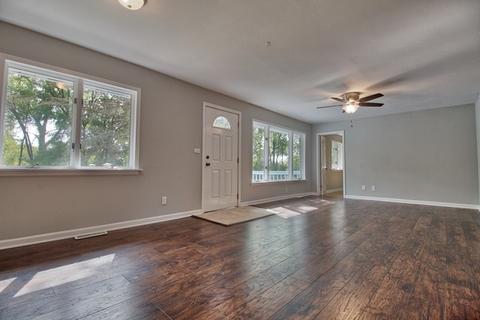 4322 Davis St, Matteson, IL 60443 photo 2