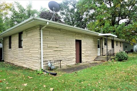 845 E Patton St, Paxton, IL 60957 photo 2