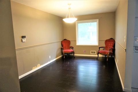 845 E Patton St, Paxton, IL 60957 photo 6