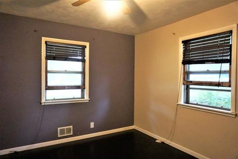 845 E Patton St, Paxton, IL 60957 photo 10