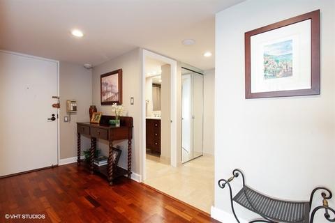 175 E Delaware Pl #7811, Chicago, IL 60611 photo 2