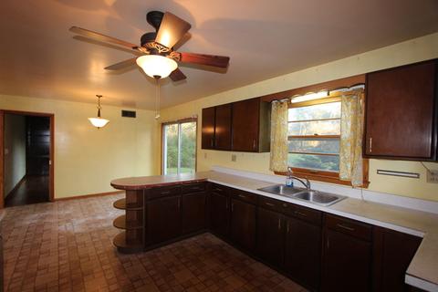 55 Edwards Ave, West Dundee, IL 60118 photo 9