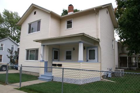 533 E Benton St, Aurora, IL 60505 photo 1
