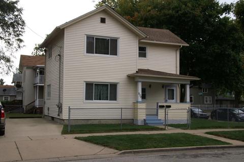 533 E Benton St, Aurora, IL 60505 photo 8