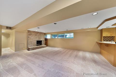 916 W Elm St, Wheaton, IL 60189 photo 25