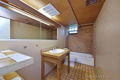 916 W Elm St, Wheaton, IL 60189 photo 27