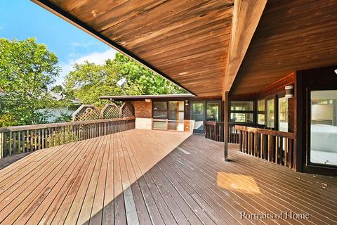 916 W Elm St, Wheaton, IL 60189 photo 29
