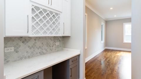 4169 W Cornelia St, Chicago, IL 60641 photo 9