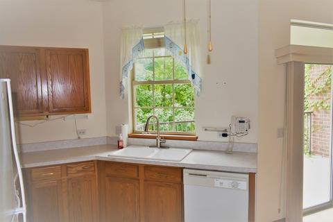3135 Town Square Dr #204, Rolling Meadows, IL 60008 photo 10