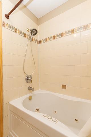 1984 Dunmore Pl, Hoffman Estates, IL 60169 photo 14