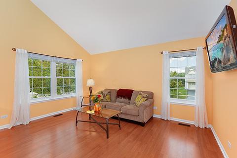 1439 Boston Ct, Bartlett, IL 60103 photo 4
