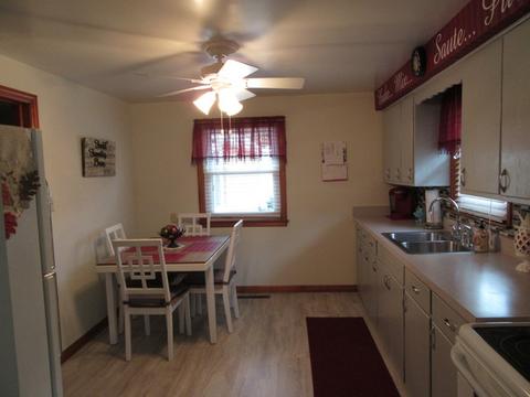 945 S 8th Ave, Kankakee, IL 60901 photo 11