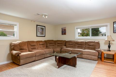 111 Crescent Dr, Glenview, IL 60025 photo 22