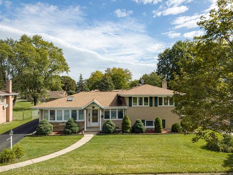 111 Crescent Dr, Glenview, IL 60025 photo 1