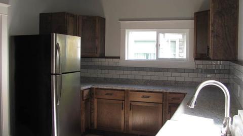 325 E Main St, Morris, IL 60450 photo 9