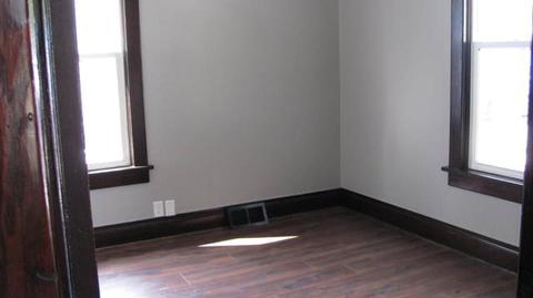 325 E Main St, Morris, IL 60450 photo 7